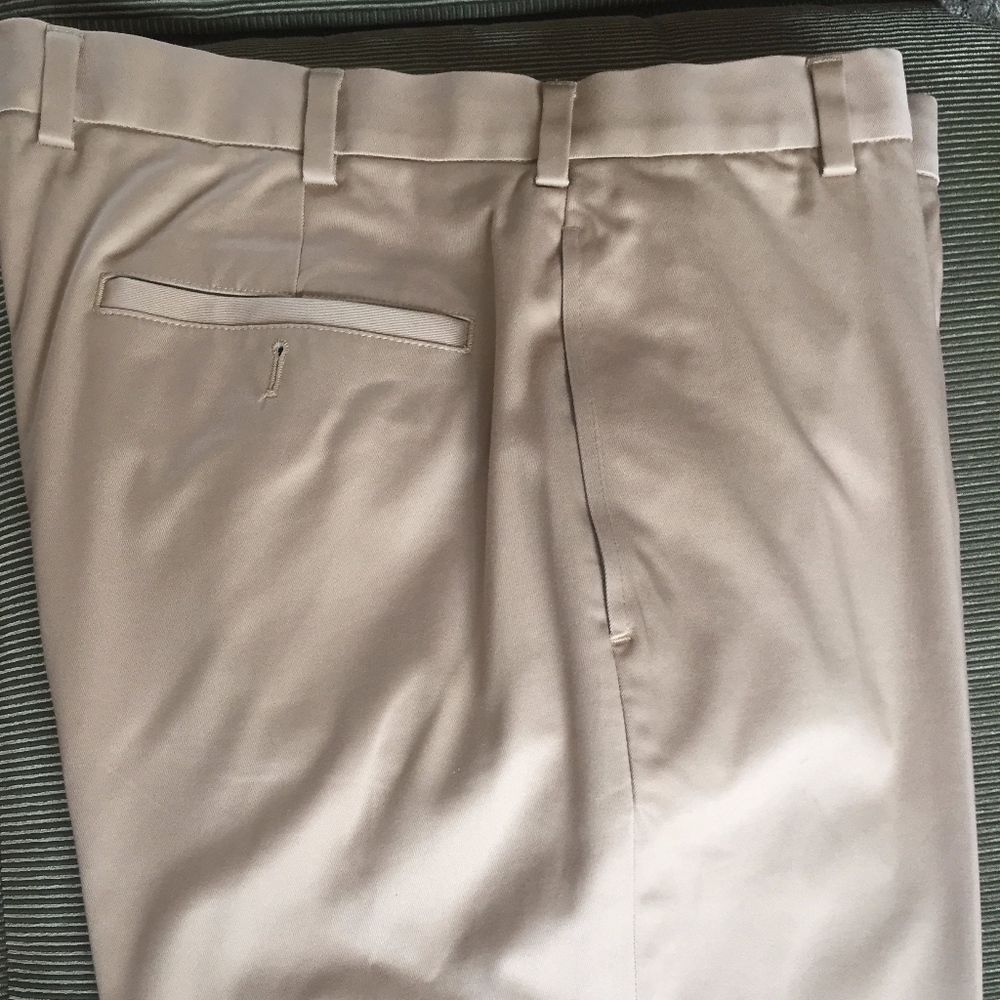 Brooks Brothers Advantage Chinos